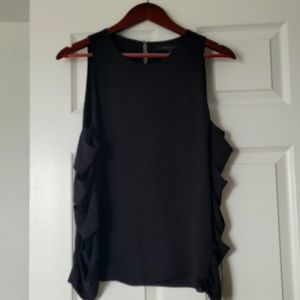 Little sleeveless black top with side detail